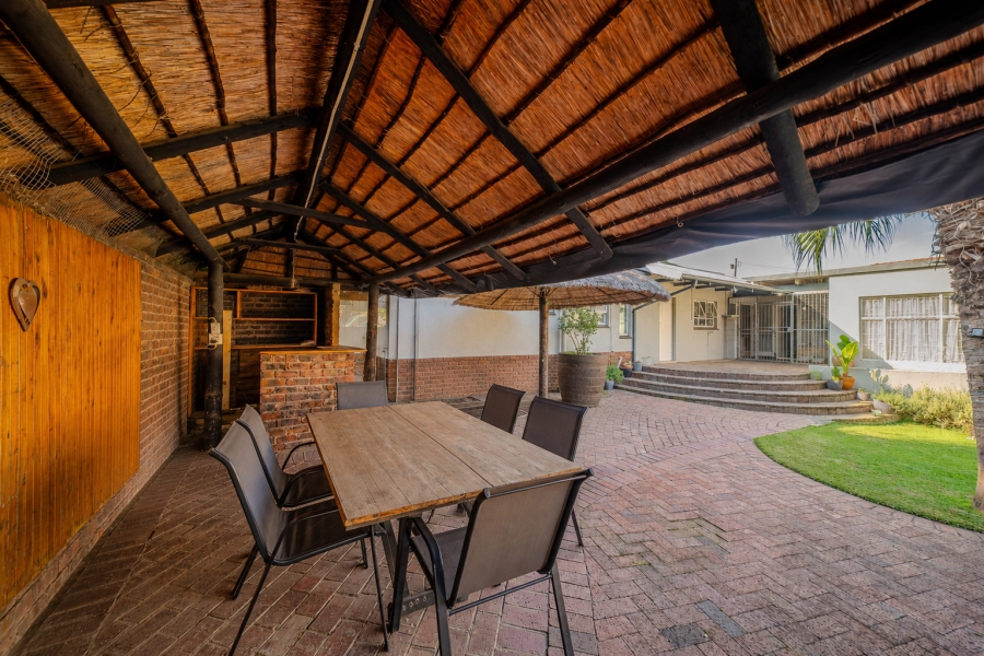 5 Bedroom Property for Sale in Hazelwood Gauteng