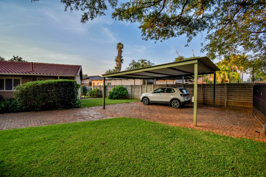 3 Bedroom Property for Sale in Sinoville Gauteng