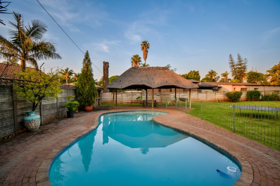 3 Bedroom Property for Sale in Sinoville Gauteng