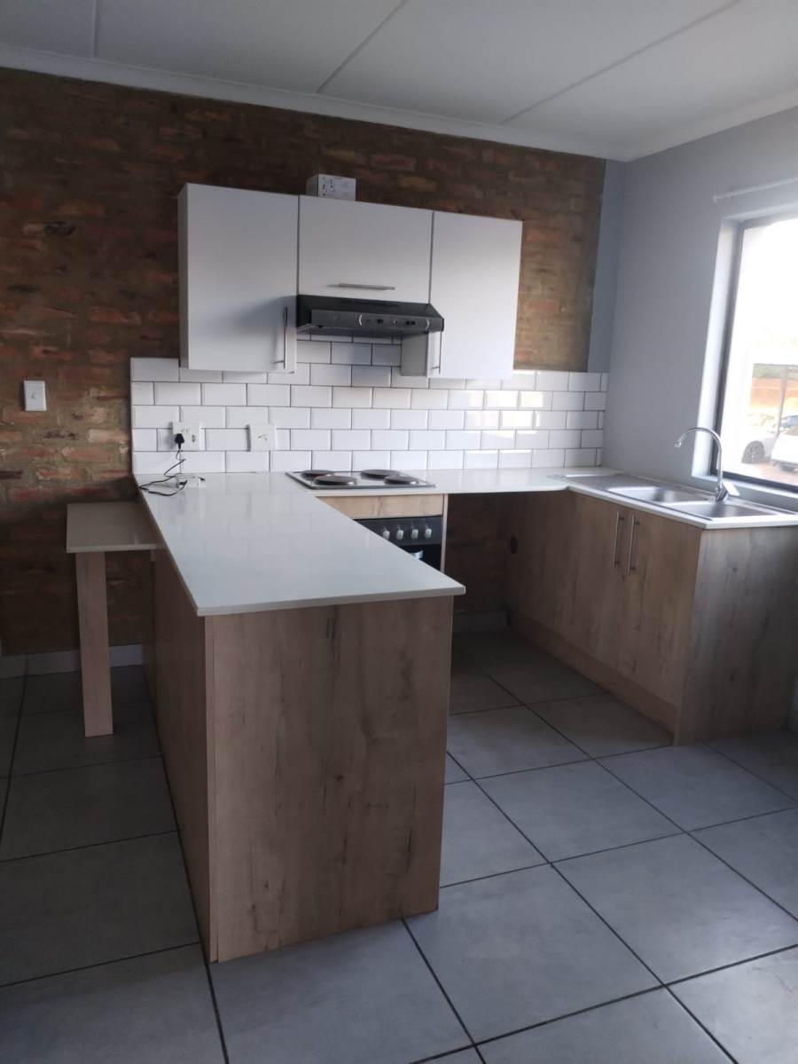 2 Bedroom Property for Sale in Pomona Gauteng