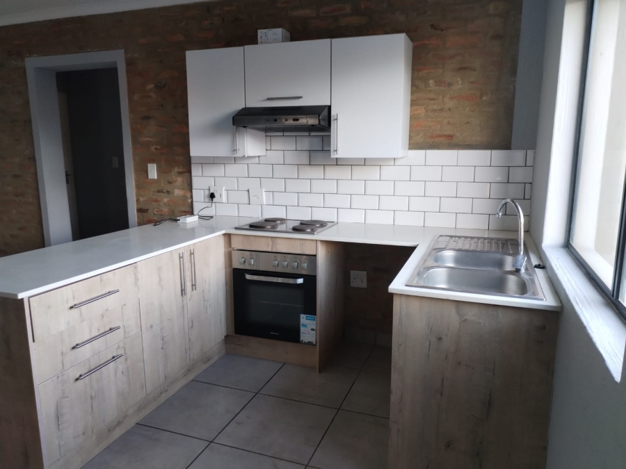 2 Bedroom Property for Sale in Pomona Gauteng