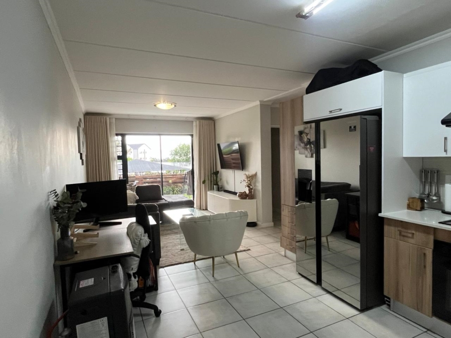 To Let 2 Bedroom Property for Rent in Witfield Gauteng