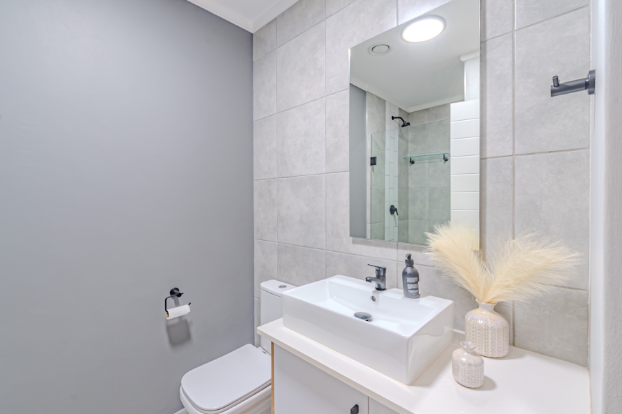 2 Bedroom Property for Sale in Brooklyn Gauteng