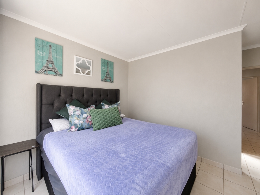2 Bedroom Property for Sale in Heuwelsig Estate Gauteng