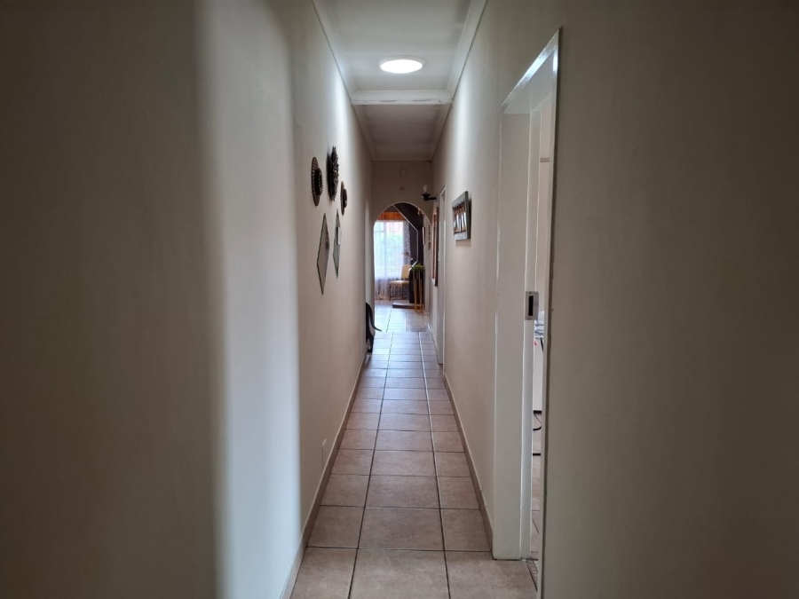 To Let 3 Bedroom Property for Rent in Sinoville Gauteng