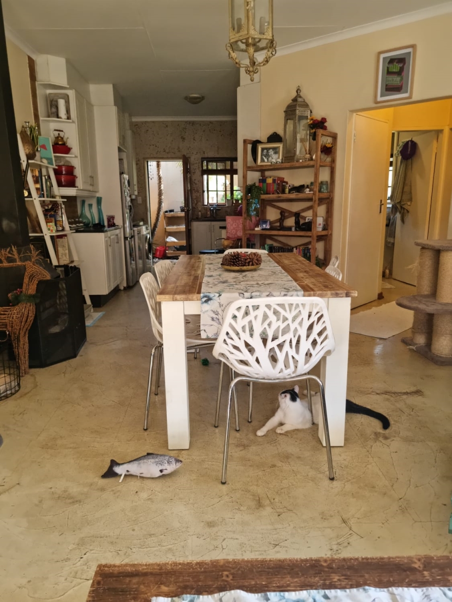 To Let 2 Bedroom Property for Rent in Douglasdale Gauteng