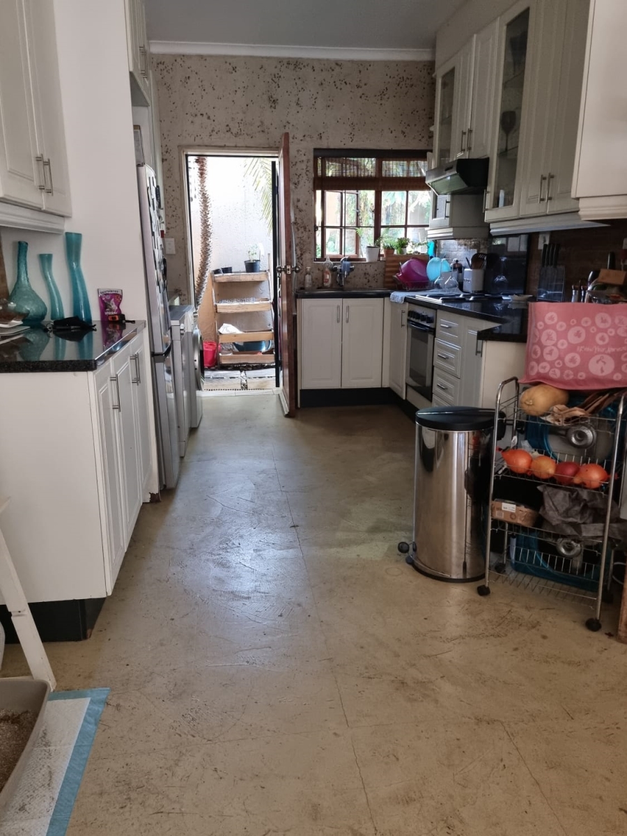 To Let 2 Bedroom Property for Rent in Douglasdale Gauteng