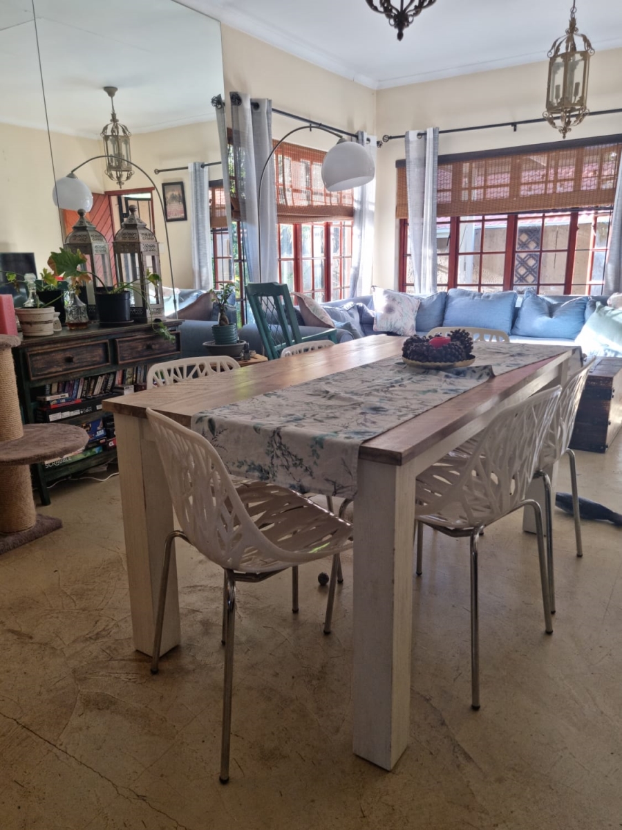 To Let 2 Bedroom Property for Rent in Douglasdale Gauteng