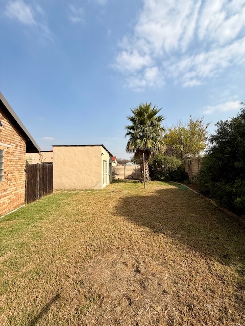 To Let 3 Bedroom Property for Rent in Parkdene Gauteng