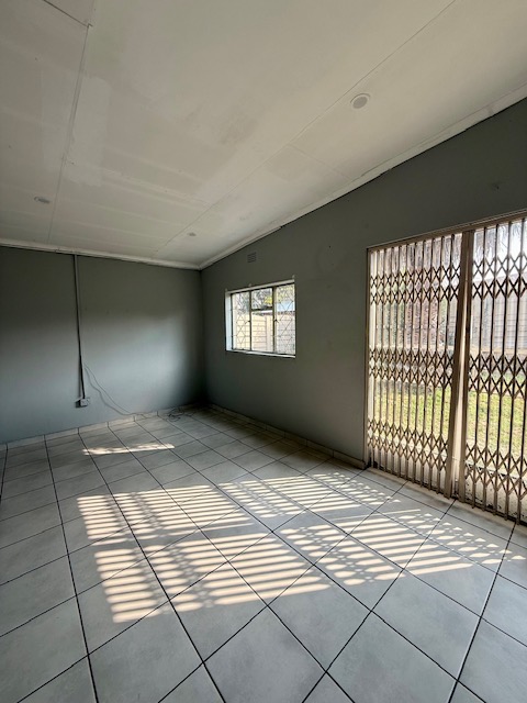 To Let 3 Bedroom Property for Rent in Parkdene Gauteng