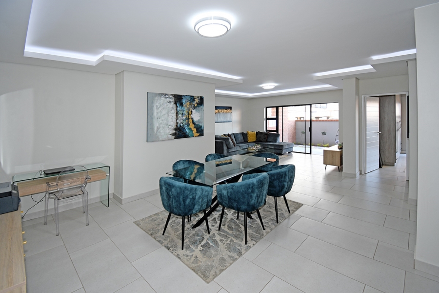 3 Bedroom Property for Sale in Bedfordview Gauteng