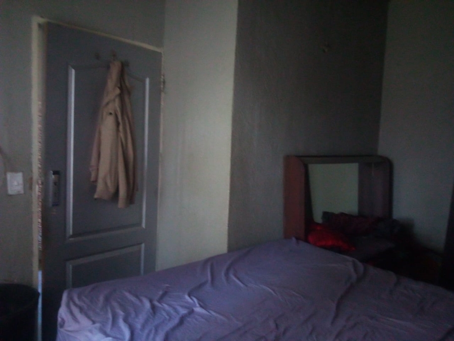 2 Bedroom Property for Sale in Etwatwa Gauteng
