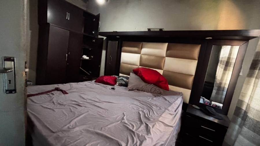 2 Bedroom Property for Sale in Etwatwa Gauteng