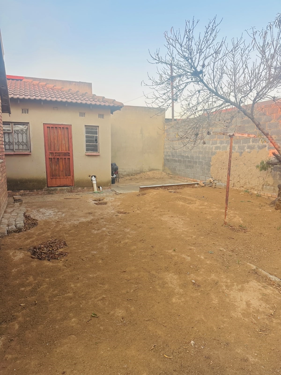 2 Bedroom Property for Sale in Kwa Thema Gauteng