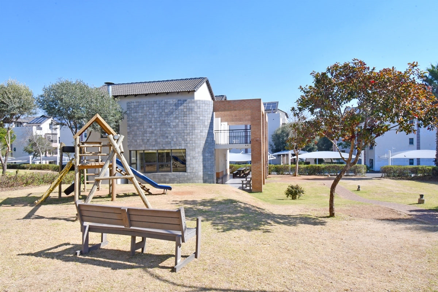 2 Bedroom Property for Sale in Dainfern Gauteng