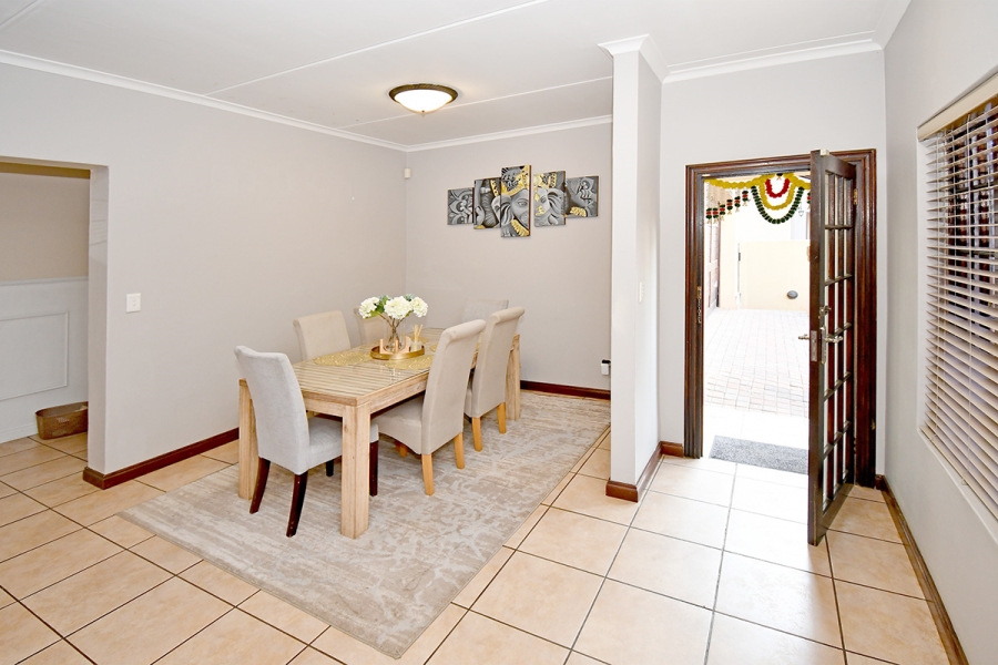 4 Bedroom Property for Sale in Broadacres Gauteng