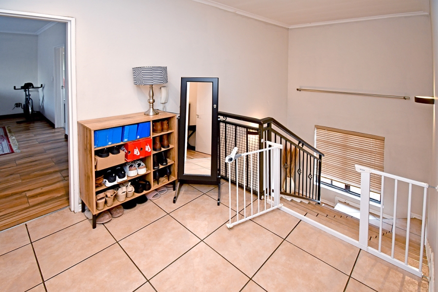 4 Bedroom Property for Sale in Broadacres Gauteng