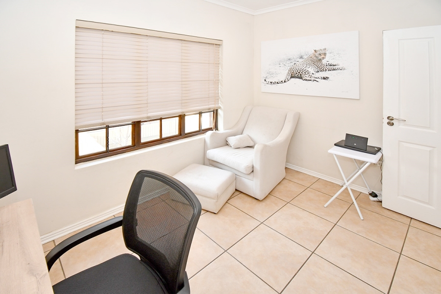 4 Bedroom Property for Sale in Broadacres Gauteng