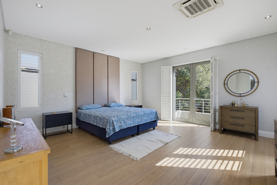 4 Bedroom Property for Sale in Senderwood Gauteng