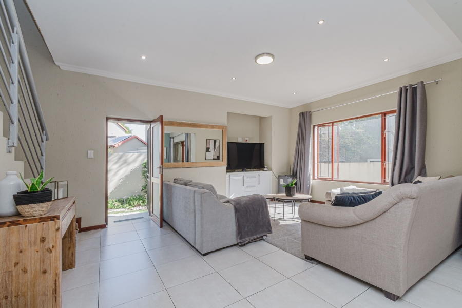 3 Bedroom Property for Sale in Broadacres Gauteng