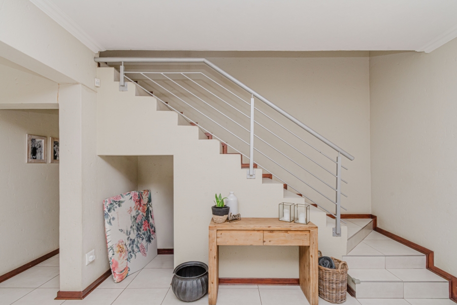 3 Bedroom Property for Sale in Broadacres Gauteng