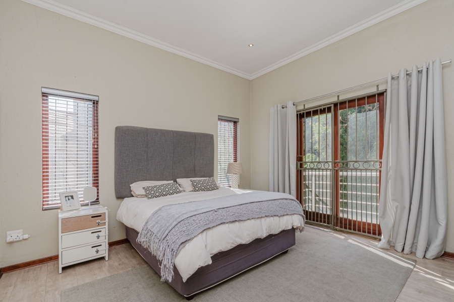 3 Bedroom Property for Sale in Broadacres Gauteng