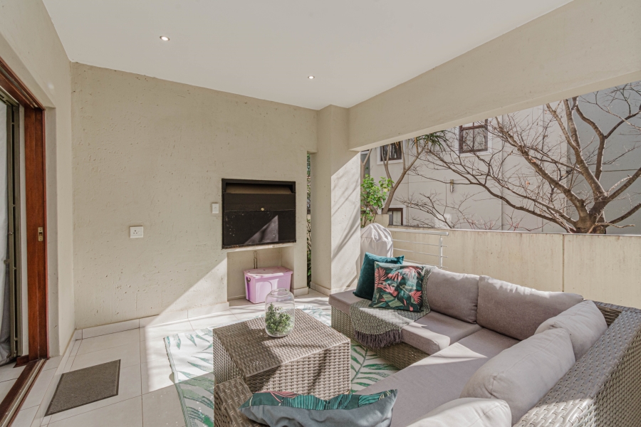 3 Bedroom Property for Sale in Broadacres Gauteng