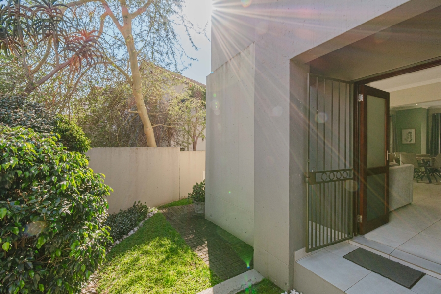 3 Bedroom Property for Sale in Broadacres Gauteng
