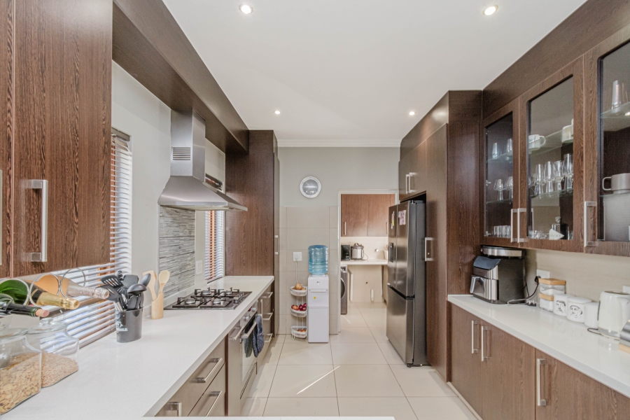 3 Bedroom Property for Sale in Broadacres Gauteng