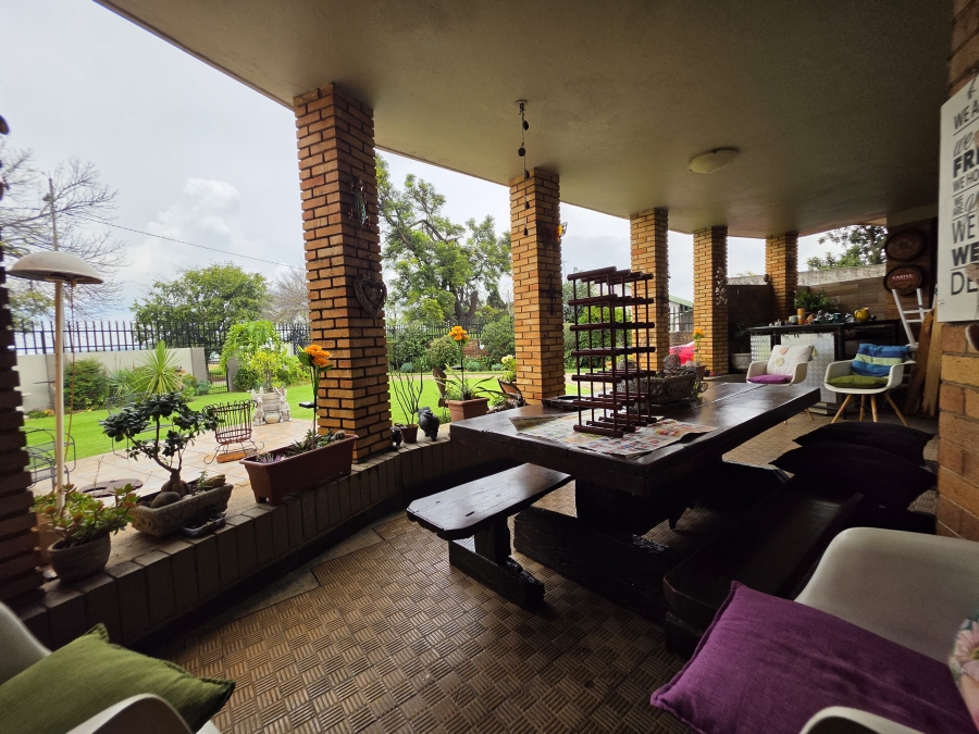 4 Bedroom Property for Sale in Florentia Gauteng