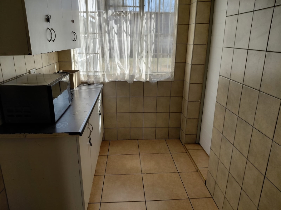 8 Bedroom Property for Sale in Westdene Gauteng
