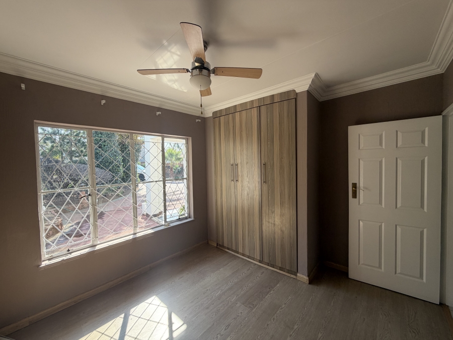 To Let 4 Bedroom Property for Rent in Erasmia Gauteng