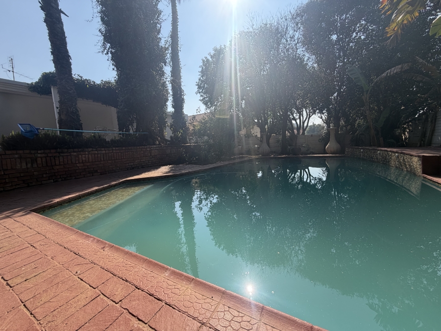 To Let 4 Bedroom Property for Rent in Erasmia Gauteng