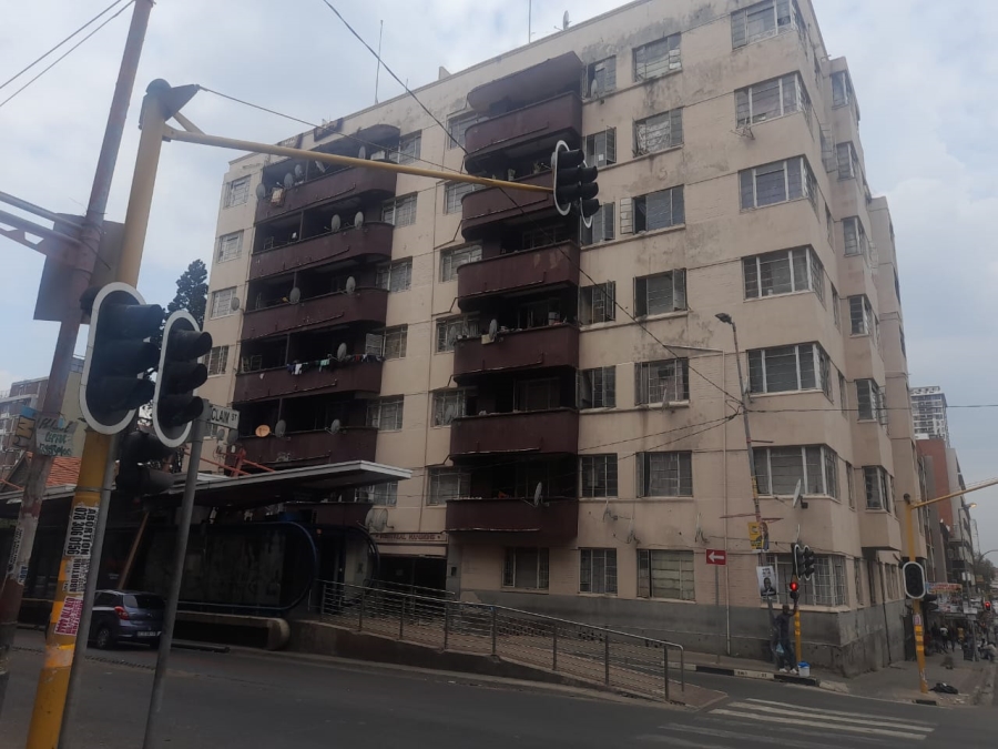 2 Bedroom Property for Sale in Hillbrow Gauteng