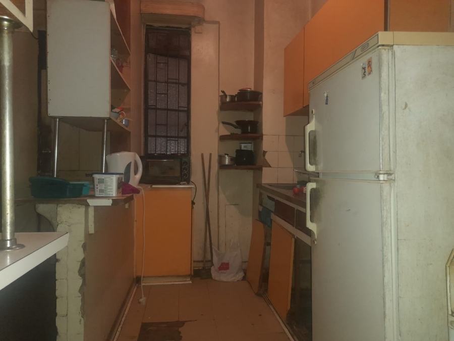 2 Bedroom Property for Sale in Hillbrow Gauteng