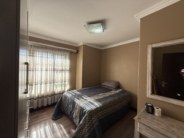 5 Bedroom Property for Sale in Crystal Park Gauteng