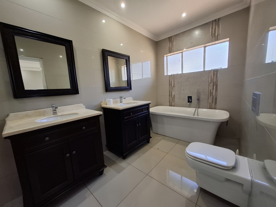 4 Bedroom Property for Sale in Meyerspark Gauteng
