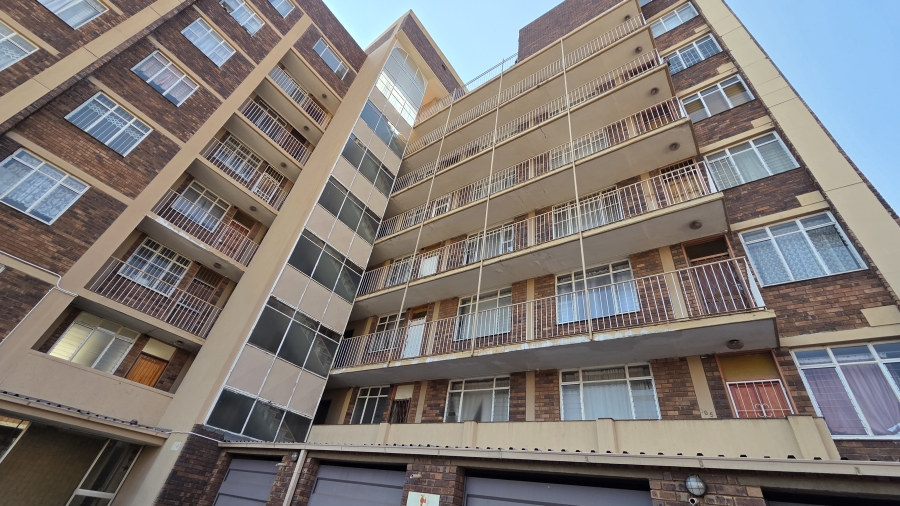 2 Bedroom Property for Sale in Pretoria North Gauteng