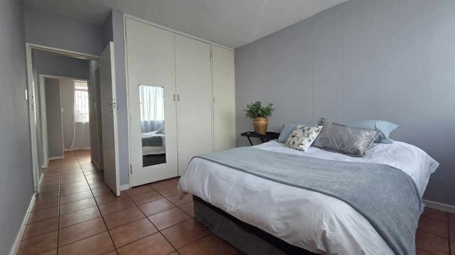 2 Bedroom Property for Sale in Pretoria North Gauteng