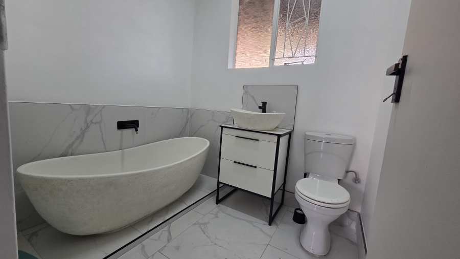 2 Bedroom Property for Sale in Hermanstad Gauteng
