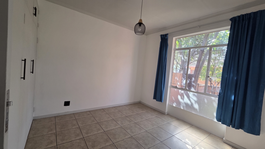 2 Bedroom Property for Sale in Hermanstad Gauteng