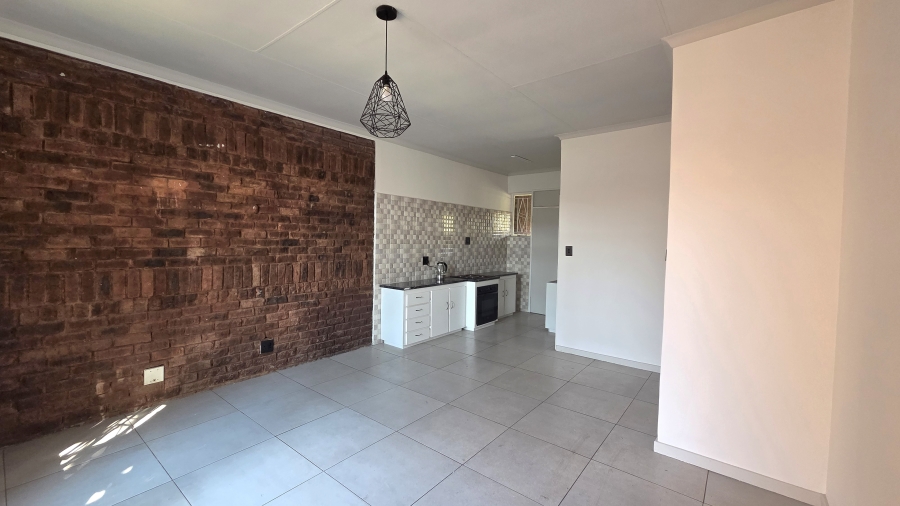 2 Bedroom Property for Sale in Hermanstad Gauteng