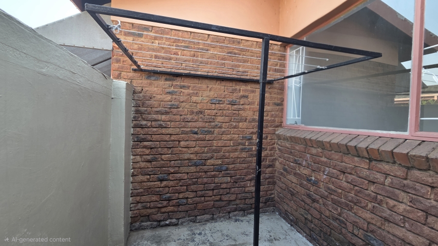 2 Bedroom Property for Sale in Hermanstad Gauteng