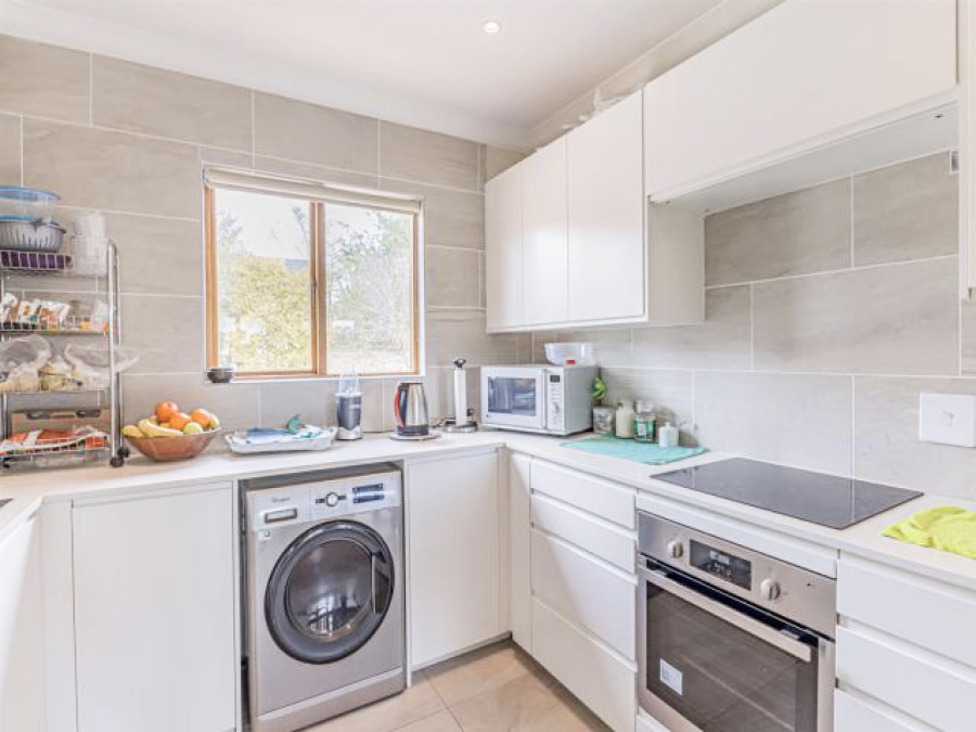2 Bedroom Property for Sale in Lonehill Gauteng