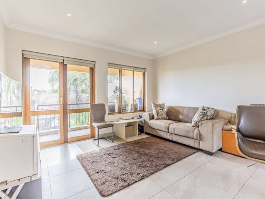 2 Bedroom Property for Sale in Lonehill Gauteng