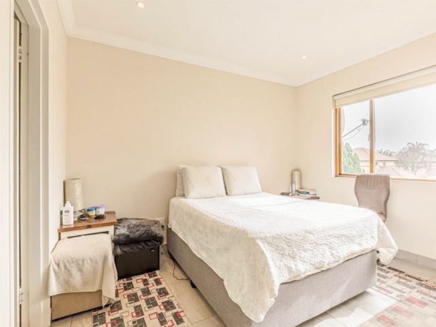 2 Bedroom Property for Sale in Lonehill Gauteng