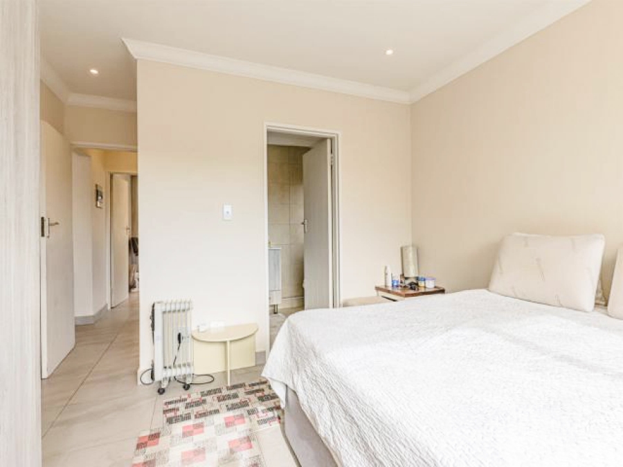 2 Bedroom Property for Sale in Lonehill Gauteng