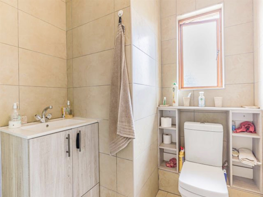 2 Bedroom Property for Sale in Lonehill Gauteng