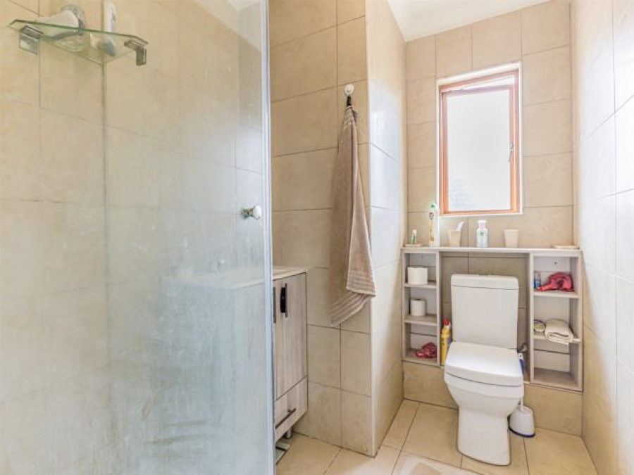 2 Bedroom Property for Sale in Lonehill Gauteng