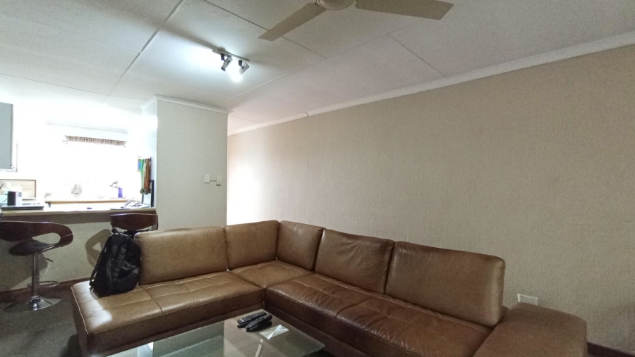 2 Bedroom Property for Sale in Sunninghill Gauteng
